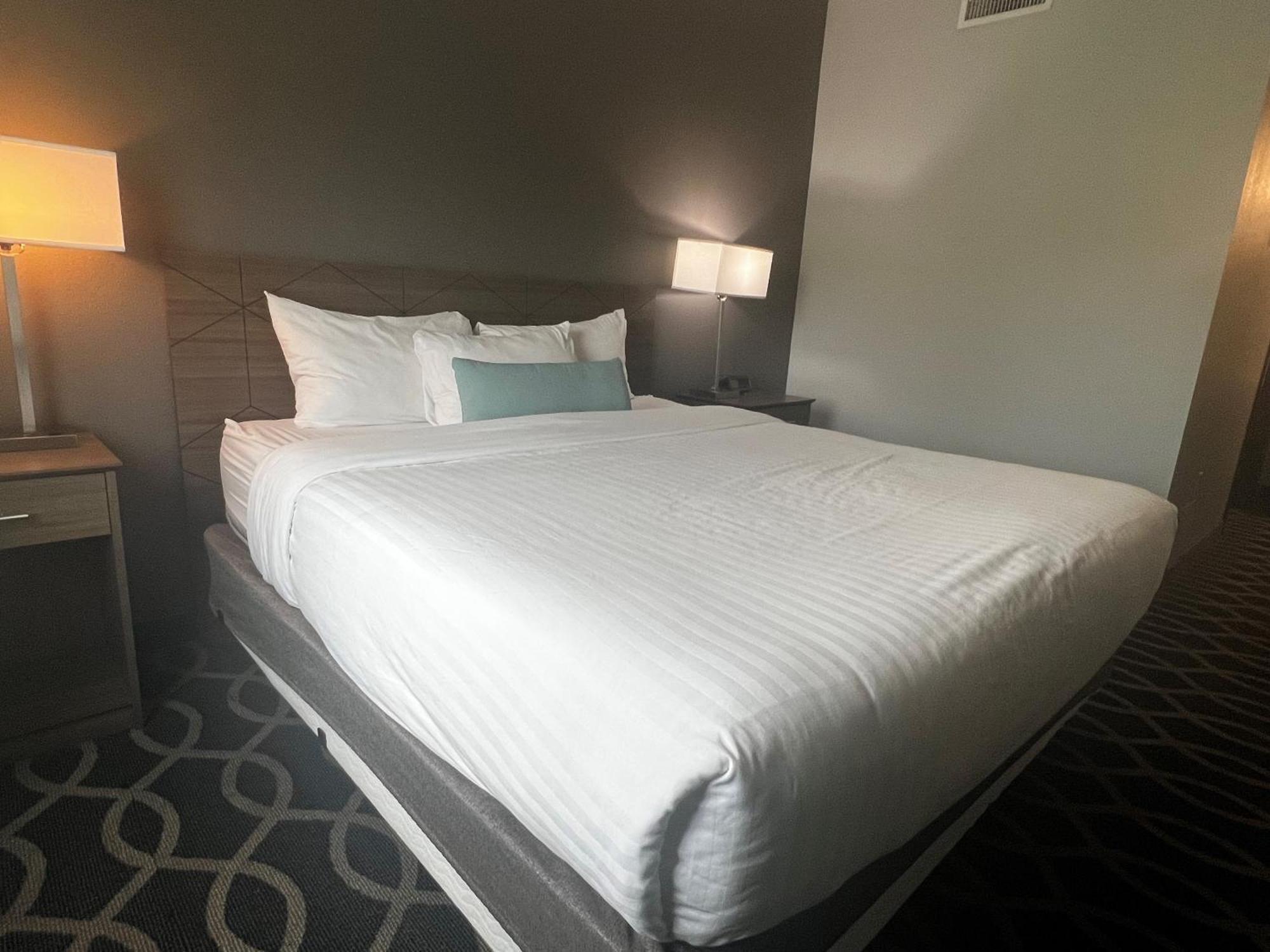 Wingate By Wyndham Humble/Houston Intercontinental Airport Hotel Exterior photo