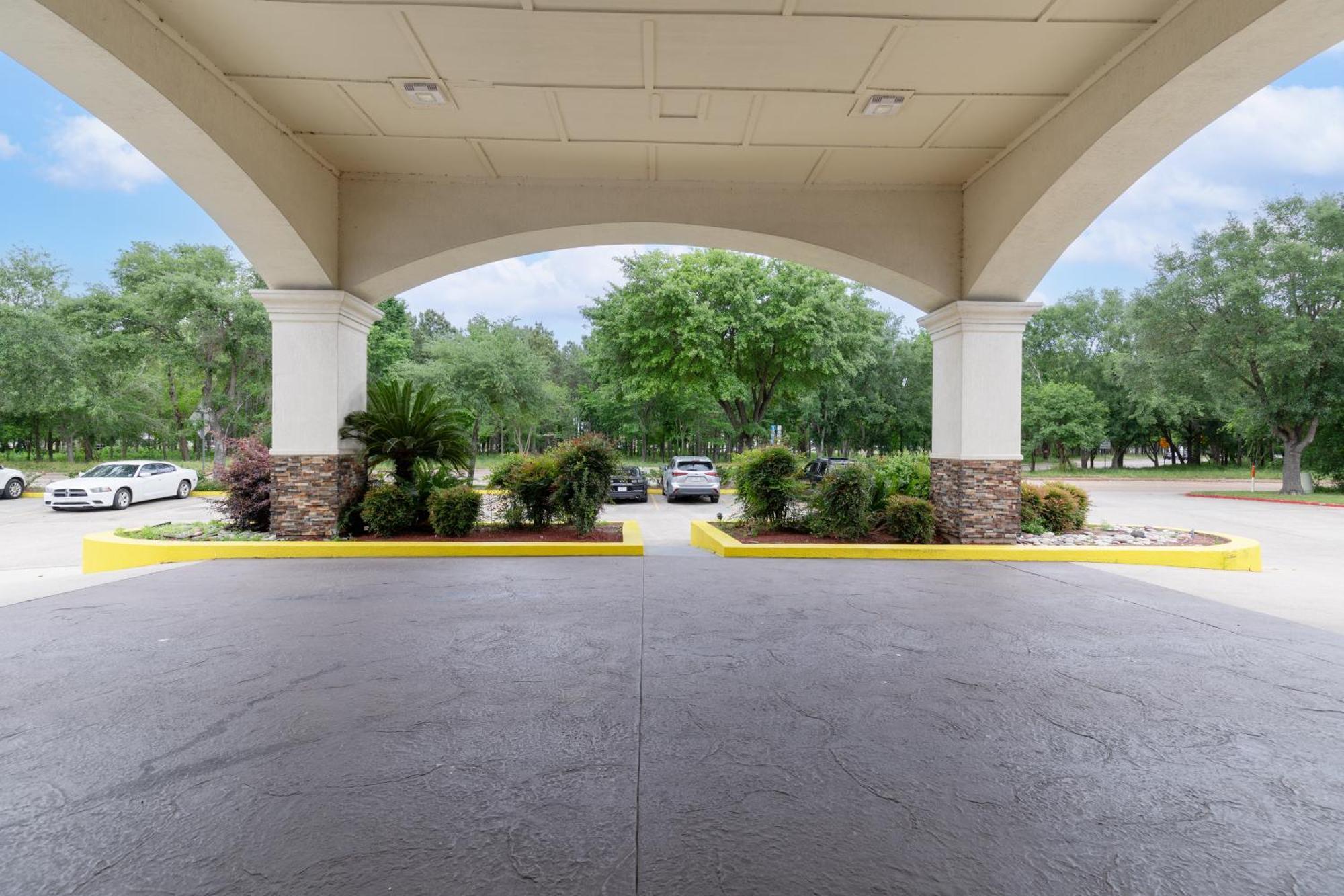 Wingate By Wyndham Humble/Houston Intercontinental Airport Hotel Exterior photo